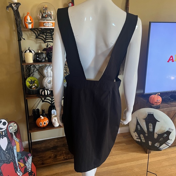 NWOT Boohoo Women’s Overall Style Black Skirt SZ 12 🖤 - Picture 6 of 10